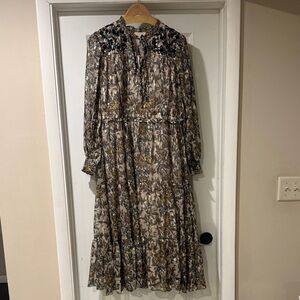 Chic Floral Maxi Dress in Earthy Tones